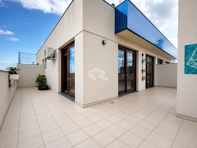 Cobertura com terraço em L, vista panorâmica e atmosfera de casa na Tristeza | 2 dormitóri