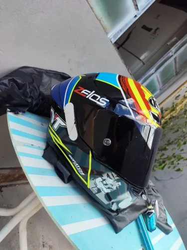 Capacete KYT TT Course