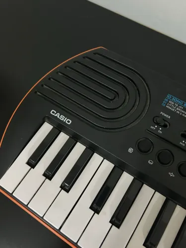 Teclado Casio SA76