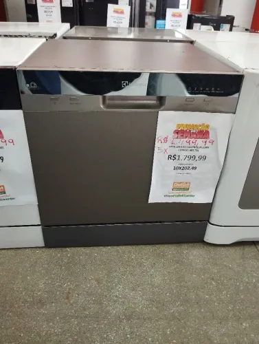 Lava louças 8 serviços Electrolux Nova Barata