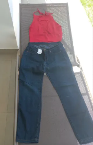 LOTE ROUPAS FEM. TAM P/M - 40 PEÇAS  