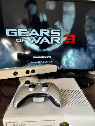 Xbox 360 edição especial branca
