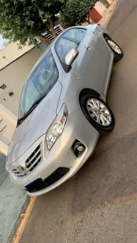 Toyota Corolla Altis 2.0 Flex 16V Aut. 2013