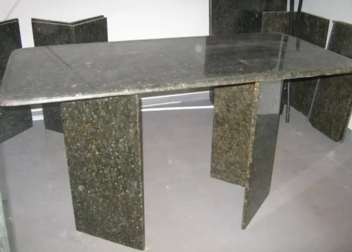 Mesa de granito