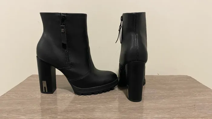 Bota Preta Ramarim Cano Baixo