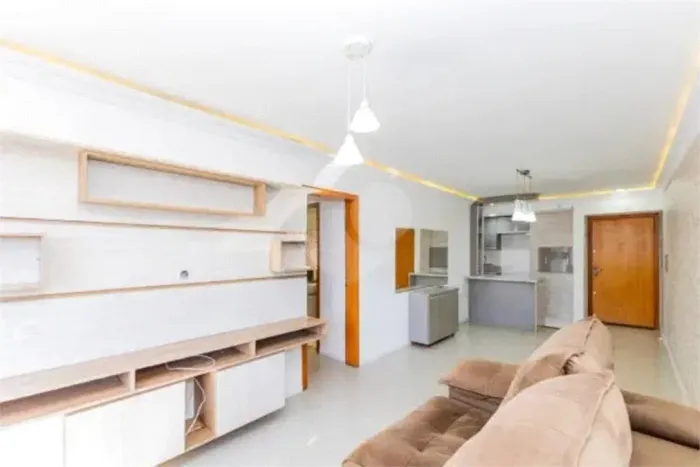 Apartamento com 3 quartos para locação em Passo da areia - RS