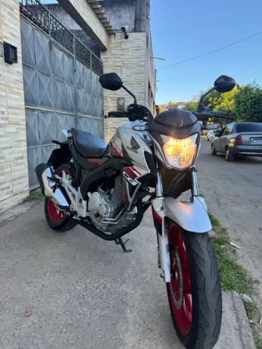 Honda CB Twister 250F 2021 | Único Dono | IPVA 2026 Pago