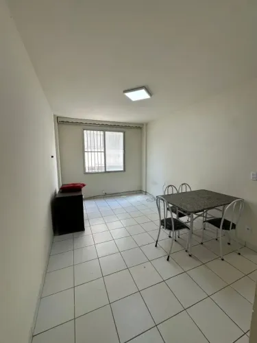 Imóvel para venda possui 58 metros quadrados com 1 quarto em Centro - Guarapari - ES