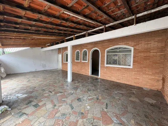 Casa para Venda em Limeira, Jardim Presidente Dutra, 4 dormitórios, 1 suíte, 2 banheiros,