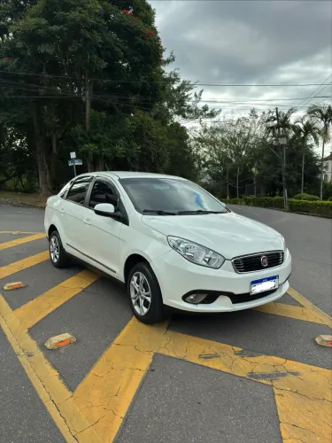 Fiat Grand Siena Attrac. 1.4 EVO F.flex 8V 2019