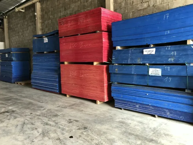 Compensado Plast e Maderite Resinado
