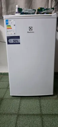 Refrigerador frigobar Electrolux