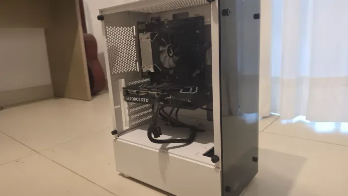 PC GAMER-RYZEn 7 5700x RTX4060 16GB DE RAM DDR4 E 1T SSD