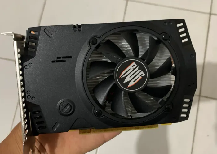 Placa de vídeo GT730 2GBS