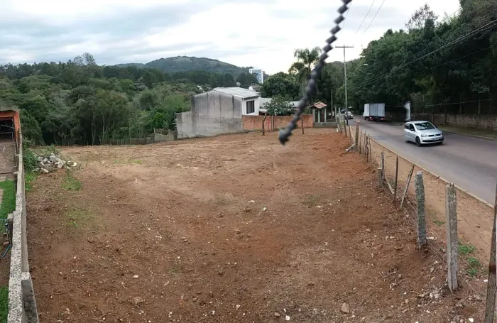 Terreno limpo sem arvore com 2350 em Agronomia , 30 metros de frente por R$ 399 mil - Port