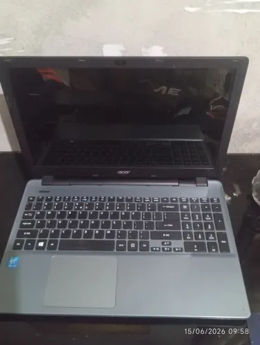 Notebook Acer Windows 8, tem conversa