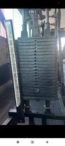 Tijolinho aparelho de musculação