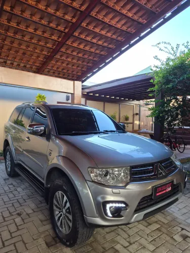Mitsubishi Pajero HPE 3.5 4X4 Flex 5P Aut. 2017