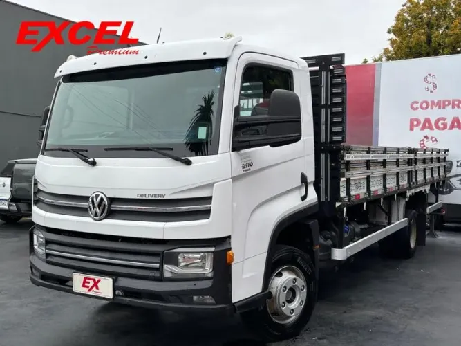 VOLKSWAGEN 9-170 DELIVERY 2P DIESEL E5 2019