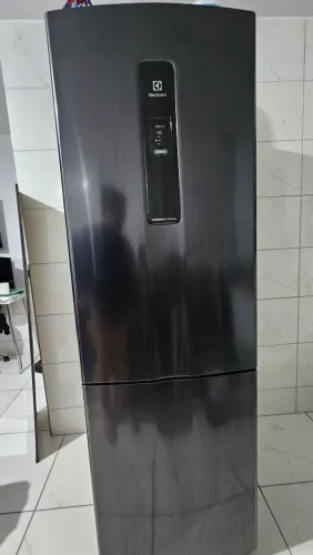 Geladeira Electrolux Inverter/ Inverse 400L