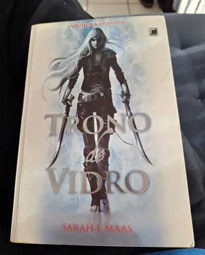 Trono de vidro, livro 1, Sarah J. Maas
