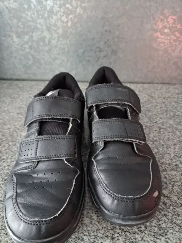 Tênis Nike Preto pra escolas