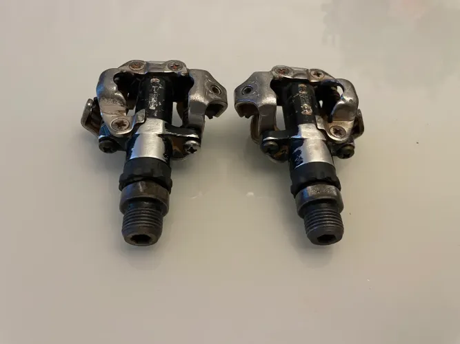 Shimano Pedal clip M 520! Funciona perfeitamente! 