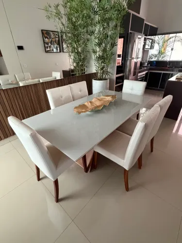 Mesa de jantar 6 lugares 