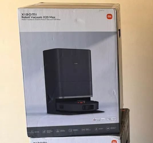 Robô aspirador X20 MAX 220v preto - Novo