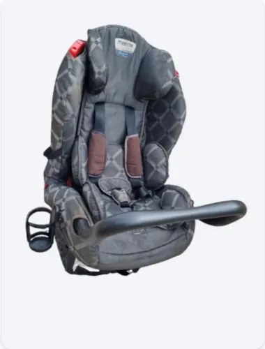 Cadeirinha de bebê para auto