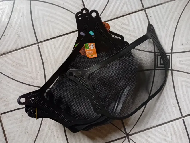 Protetor facial telado 