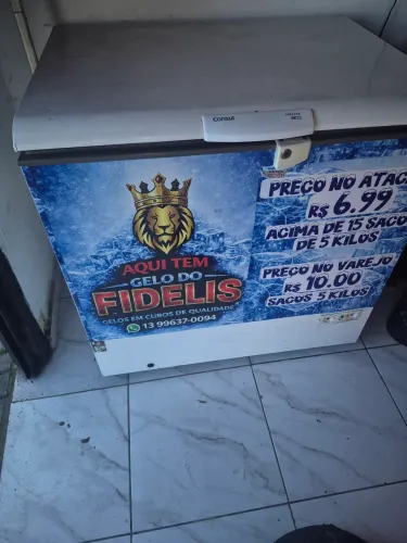 Freezer Horizontal 220v perfeita valor 1200.00 ligado no local 
