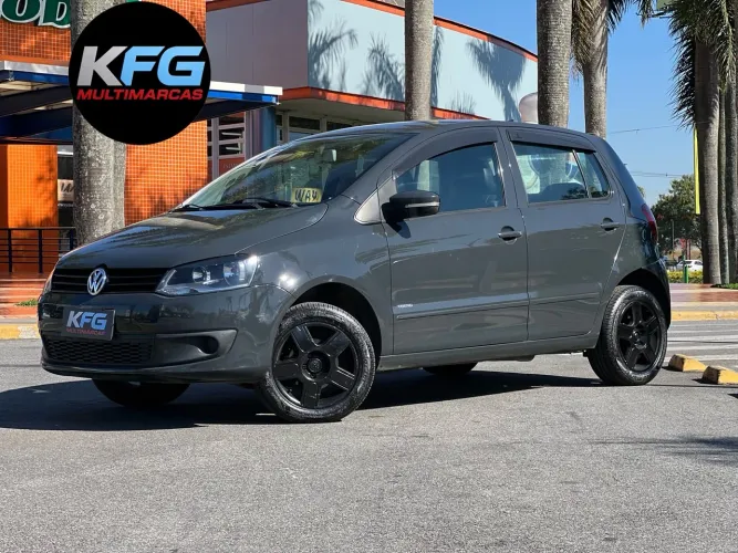 Volkswagen Fox 1.0 MI Total Flex 8V 5P 2011