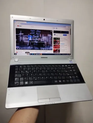Notebook Samsung com bateria boa. Garantia e entrega! 