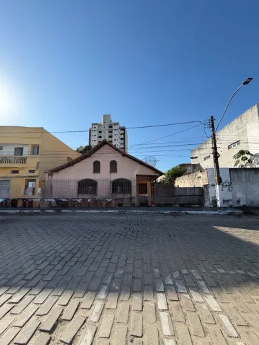 Lote com 675m² ao lado do Itaú, Centro, Linhares-ES