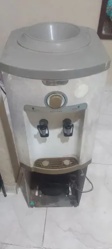 Bebedouro Esmaltec (Com defeito)