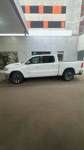 Ram 1500 Laramie 3.0 CD Bi-TB 4X4 Aut. 2025