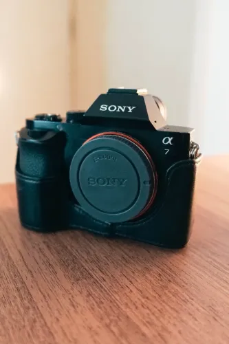Câmera Mirrorless Sony A7 - Alpha 7 Apenas o corpo.