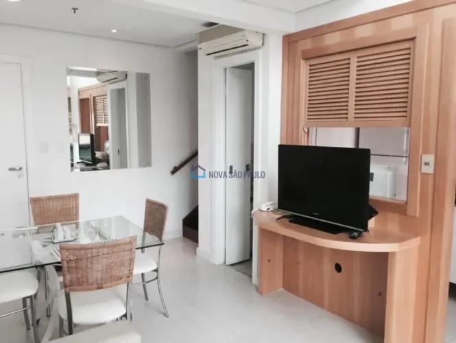 Duplex para Locação - Indianópolis | Totalmente Mobiliado A 550 metros do metrô Moema