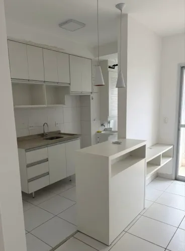 Armário de cozinha + balcão + aparador TV