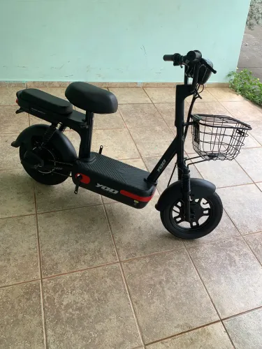Moto autopropelida Yoo y200