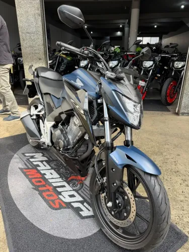 HONDA CB 300F TWISTER IMPECÁVEL - NA MARINGÁ MOTOS