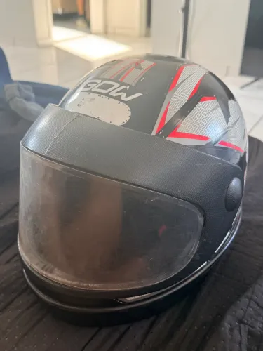 Capacete