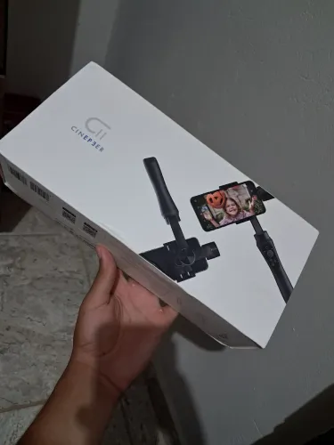 Gimball estabilizador de fotos!  Novo nunca usado chama pra negociar!!!