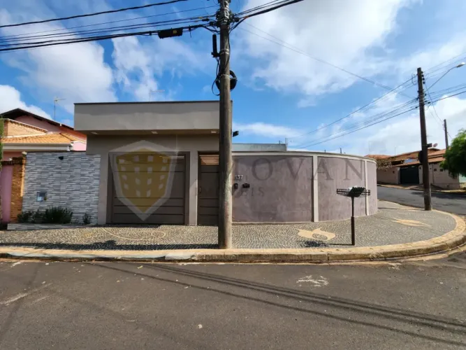 Casa Padrão em Santa Rita do Passa Quatro