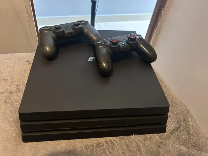 Playstation 4 pro 1tb