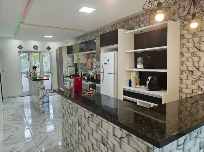 Vendo belíssima casa duplex, fino acabamento