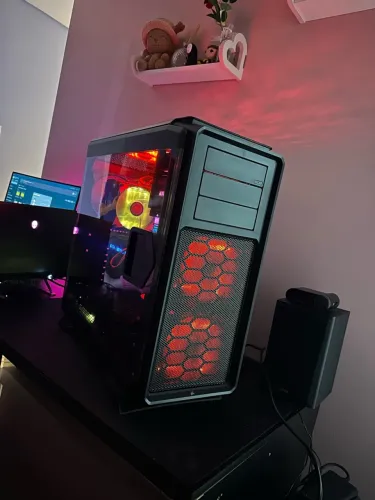 Desktop Gamer I7-8700 RTX 2080 32GB 1TB
