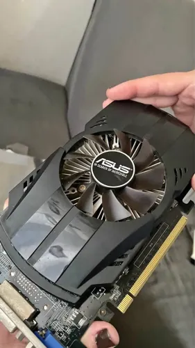 GTX 750 Ti ASUS 2GB GDDR5 ? PLACA DE VÍDEO