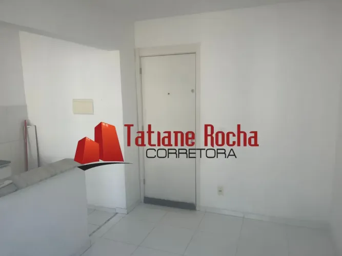 Alugo excelente apartamento no Condomínio Fonte das Águas.